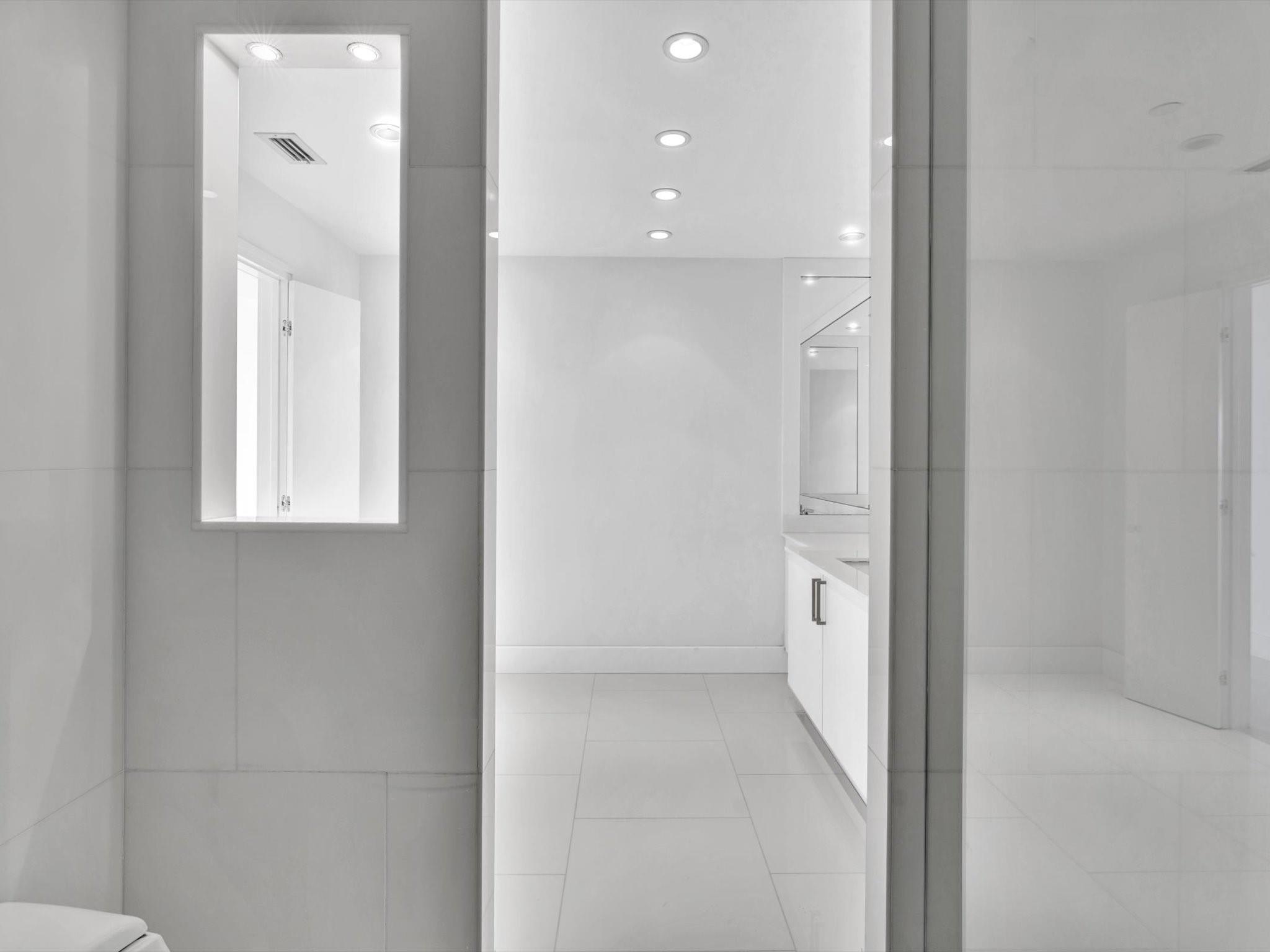 Carlton Condo - Residential Lease