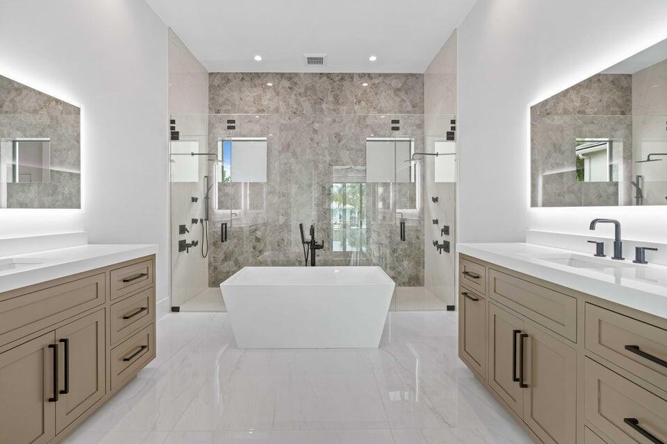 PALM BEACH ISLES 2 - Residential