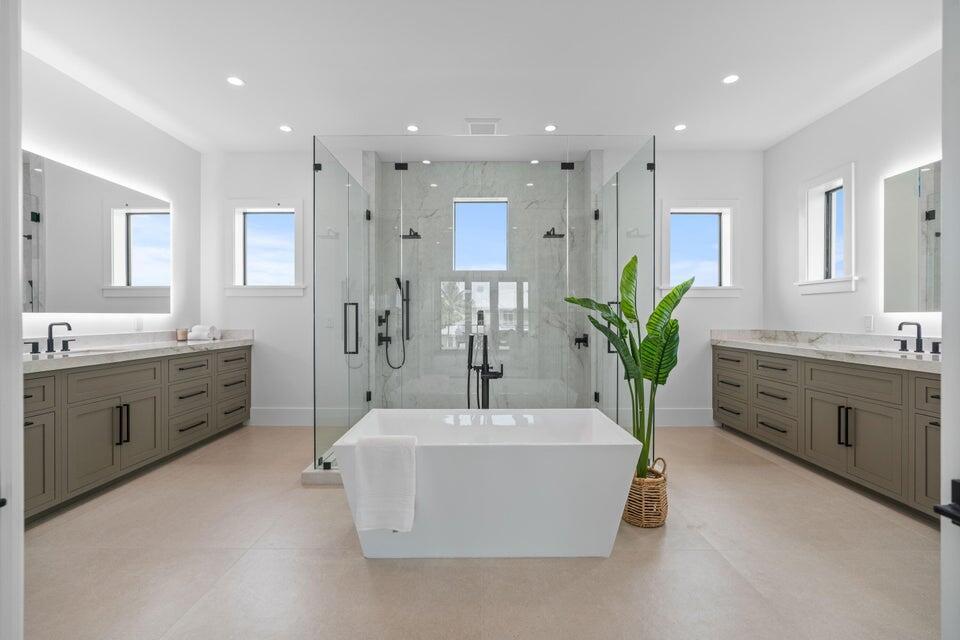 PALM BEACH ISLES 2 - Residential