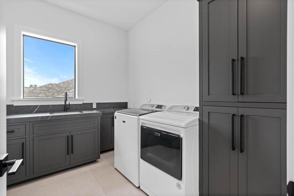 PALM BEACH ISLES 2 - Residential