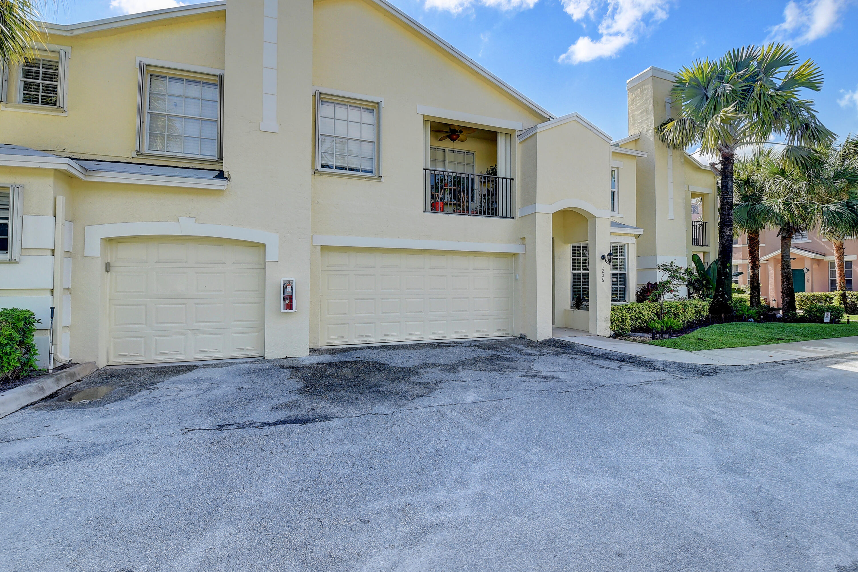 RESIDENCES OF BELMONT AT BOYNTON BEACH CONDO - Residential Lease