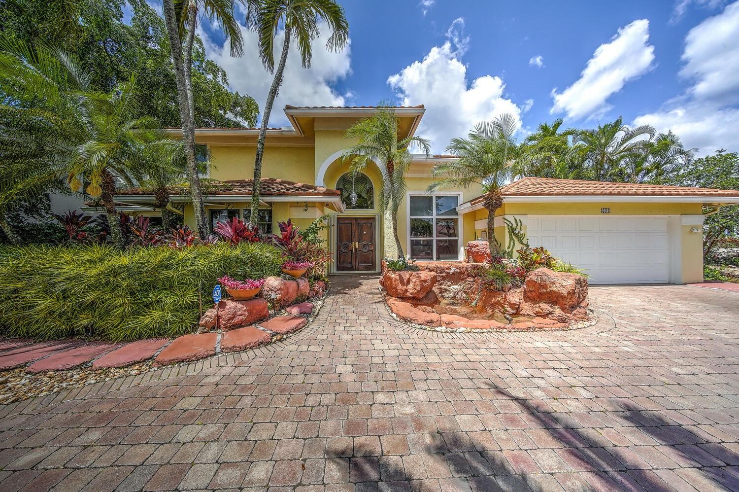 521 NW 107th Ave