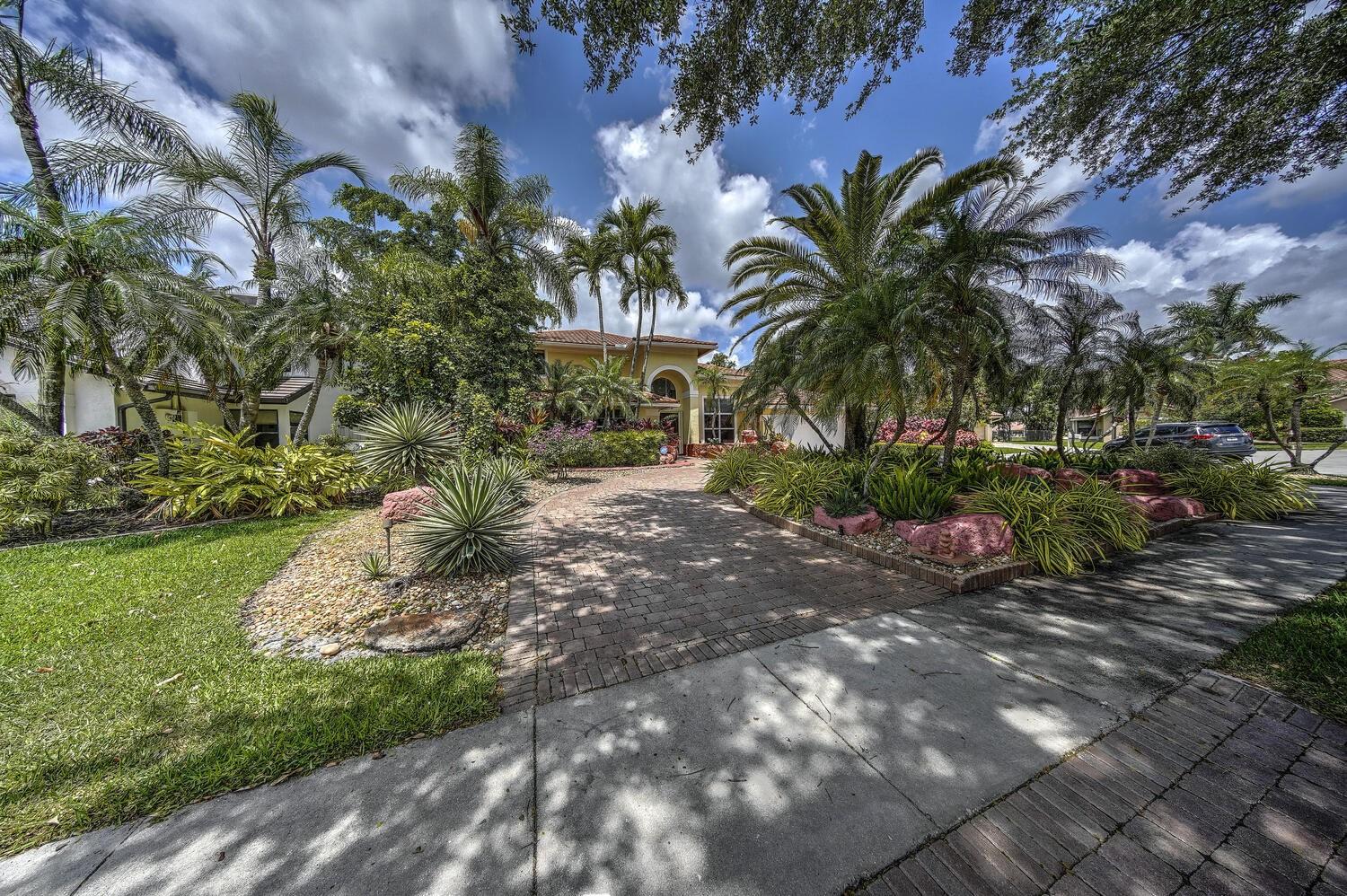 521 NW 107th Ave