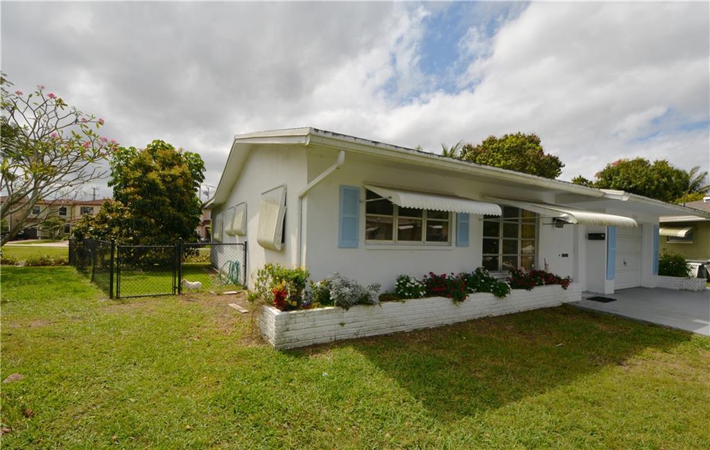 Mainlands Of Tamarac Lake - Residential