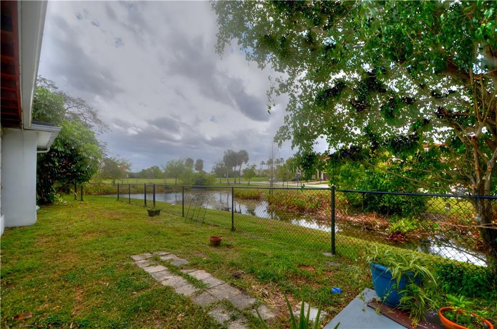 Mainlands Of Tamarac Lake - Residential