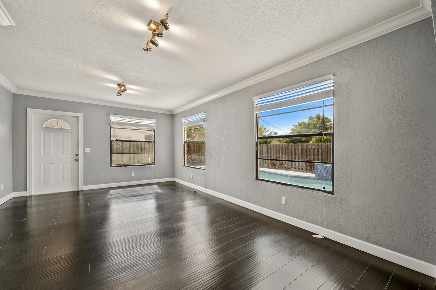 CORAL SPRINGS SUB NO 1 - Residential