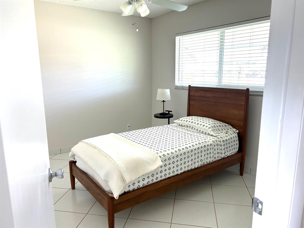 LEISUREVILLE LAKE CONDO - Residential