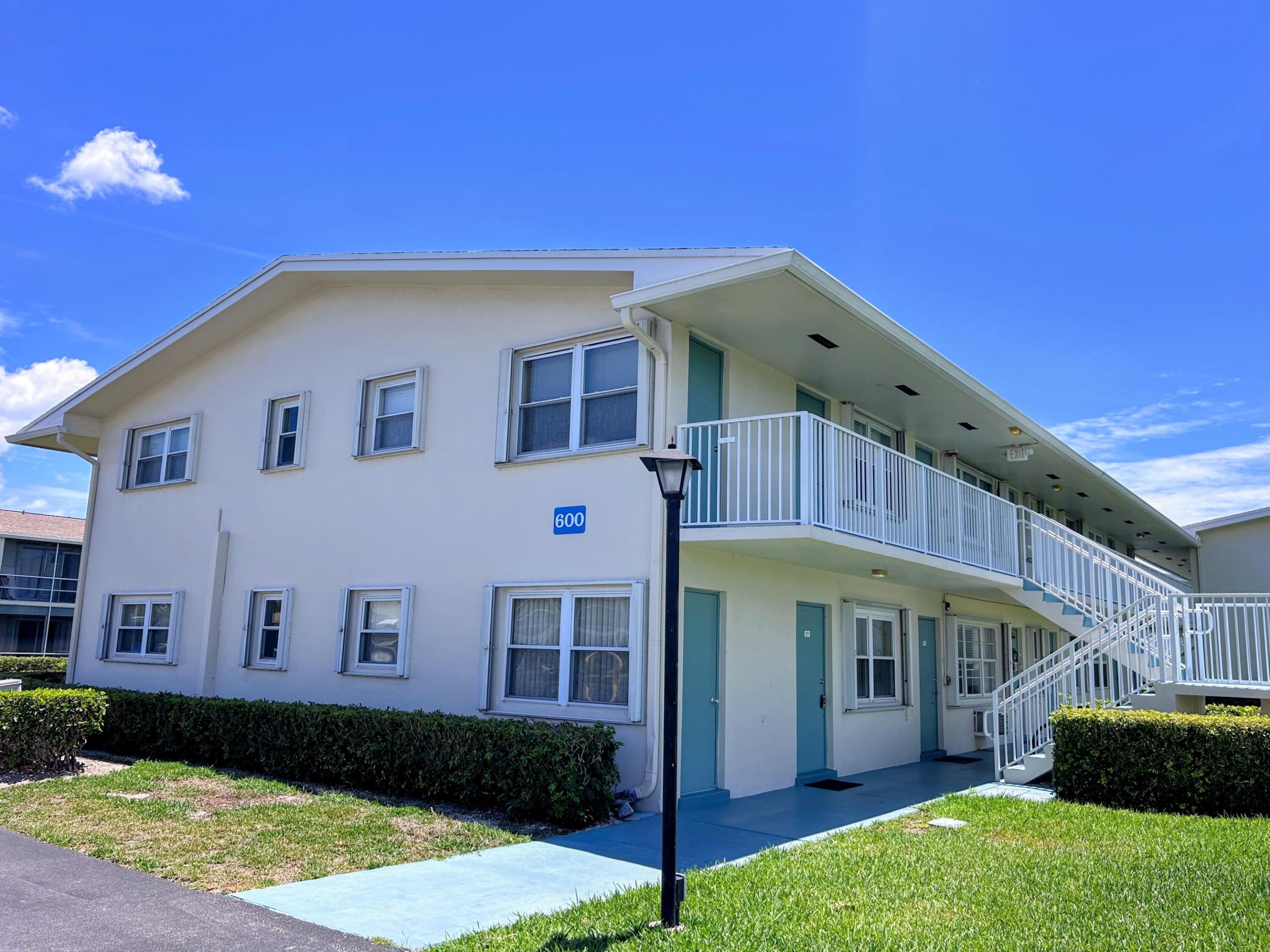 STERLING VILLAGE 600 CONDO - Residential