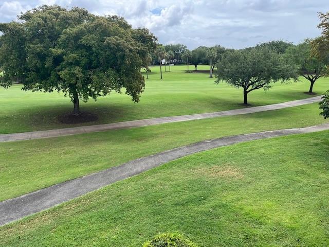 2303 Bridgewood Dr 2303