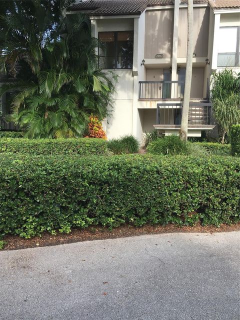 2303 Bridgewood Dr 2303 Boca Raton FL 33434