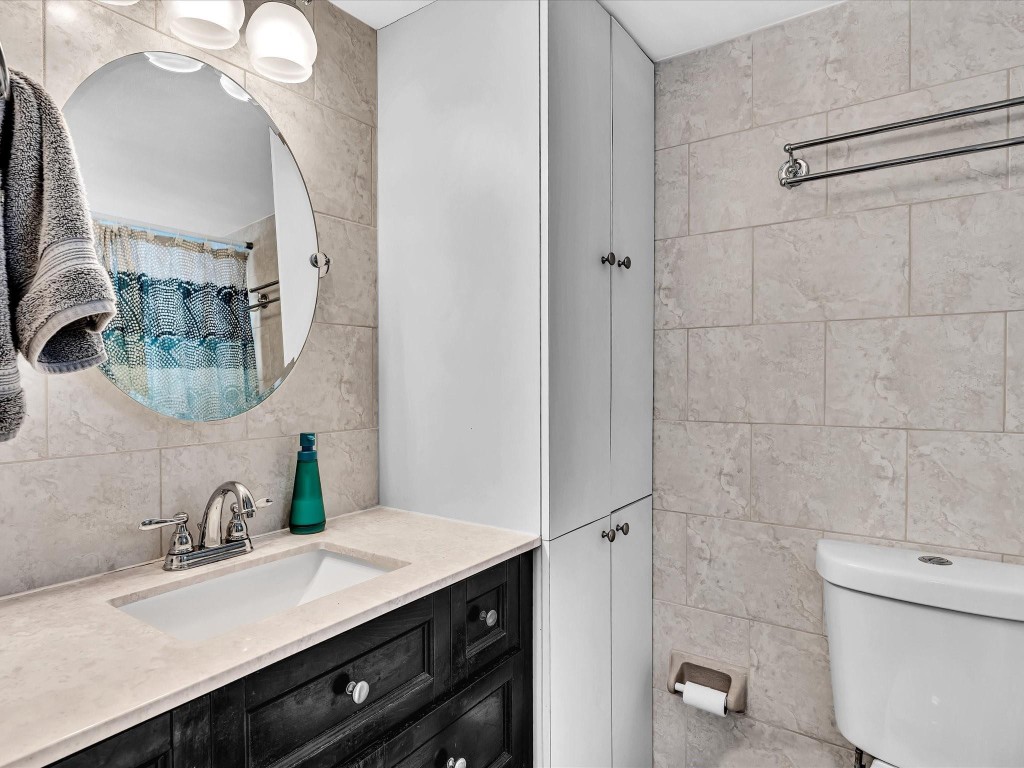 Granada House Condominium - Residential