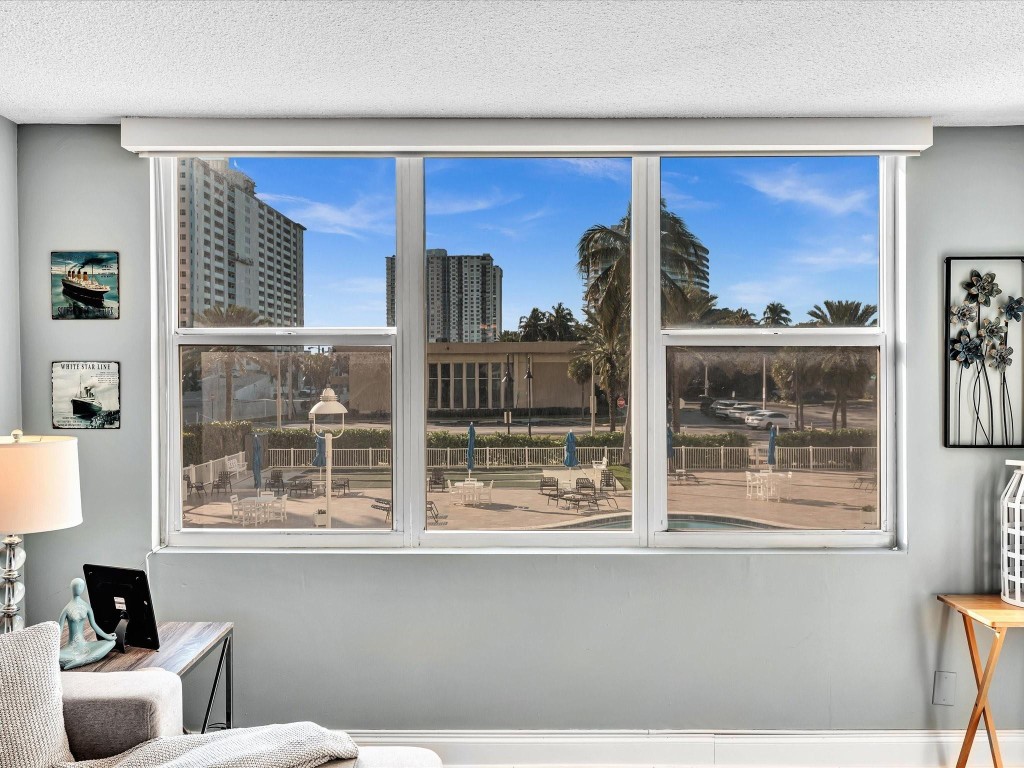 Granada House Condominium - Residential