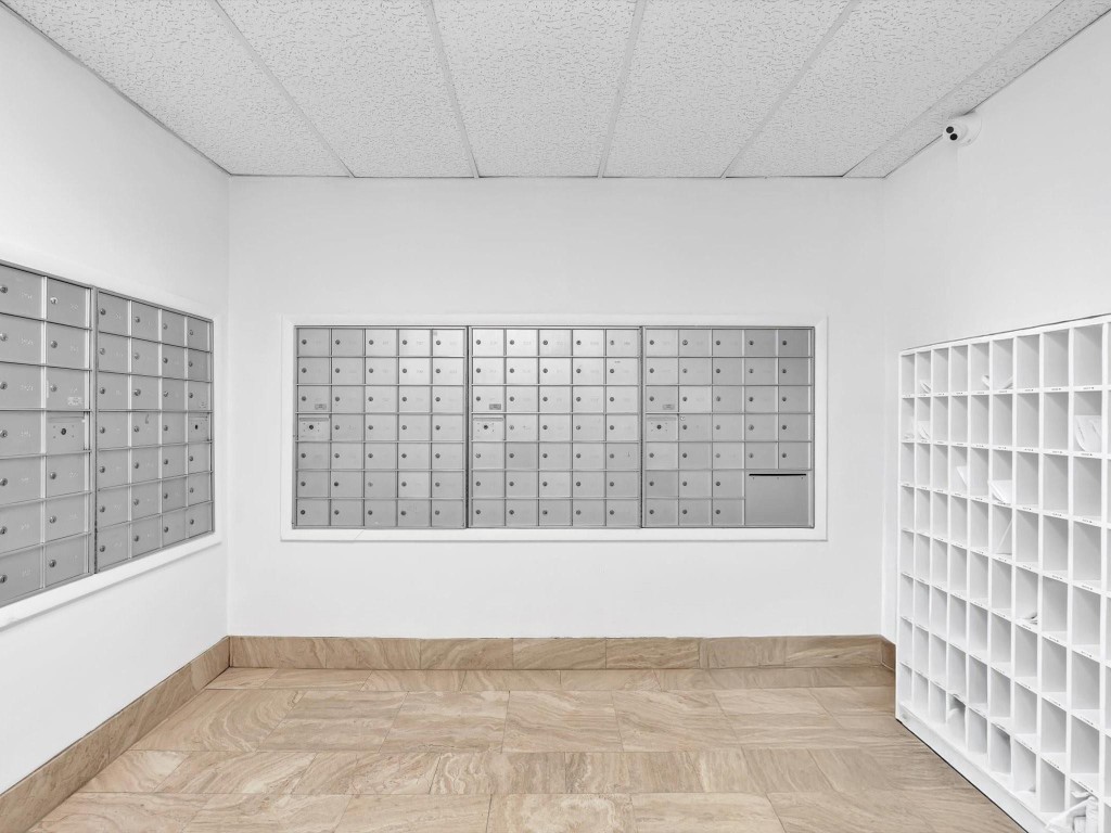 Granada House Condominium - Residential