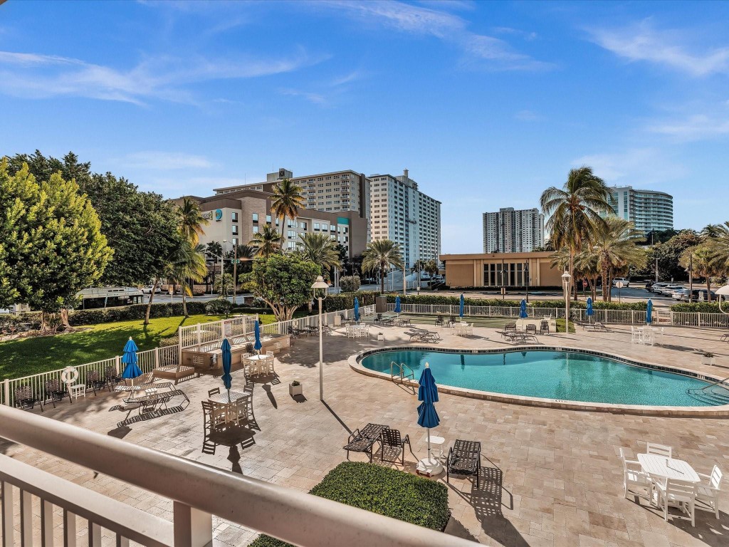 Granada House Condominium - Residential