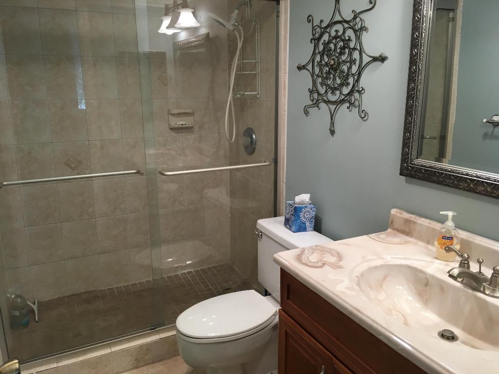 FOUNTAINS PALM BEACH CONDO 05 - Residential Lease