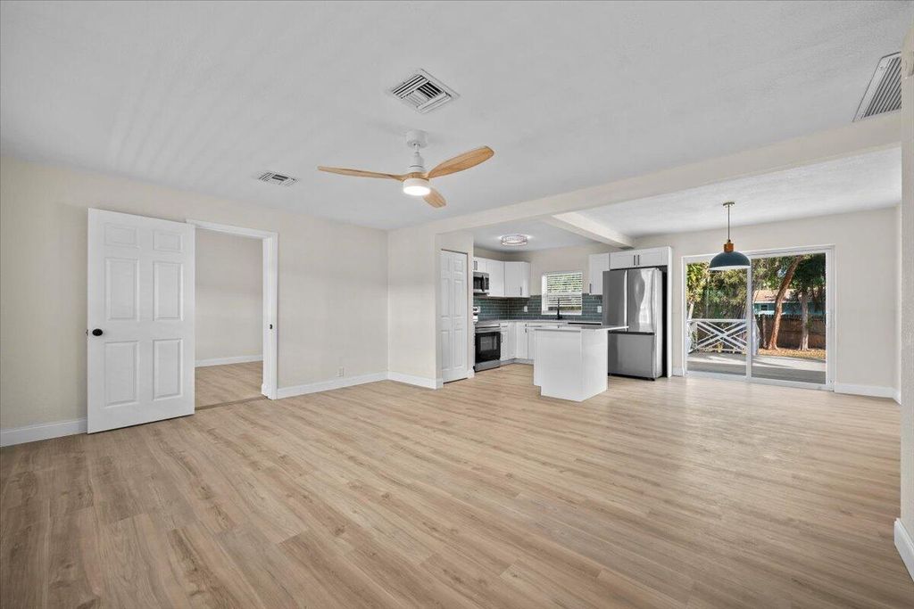 Photo of 2585 Lorraine Court, North Palm Beach, FL 33403 (MLS # R11169036)