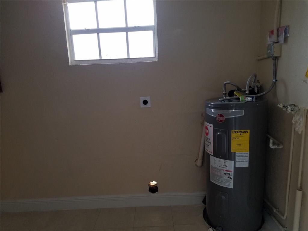Pompano Highlands 33-22 B - Residential