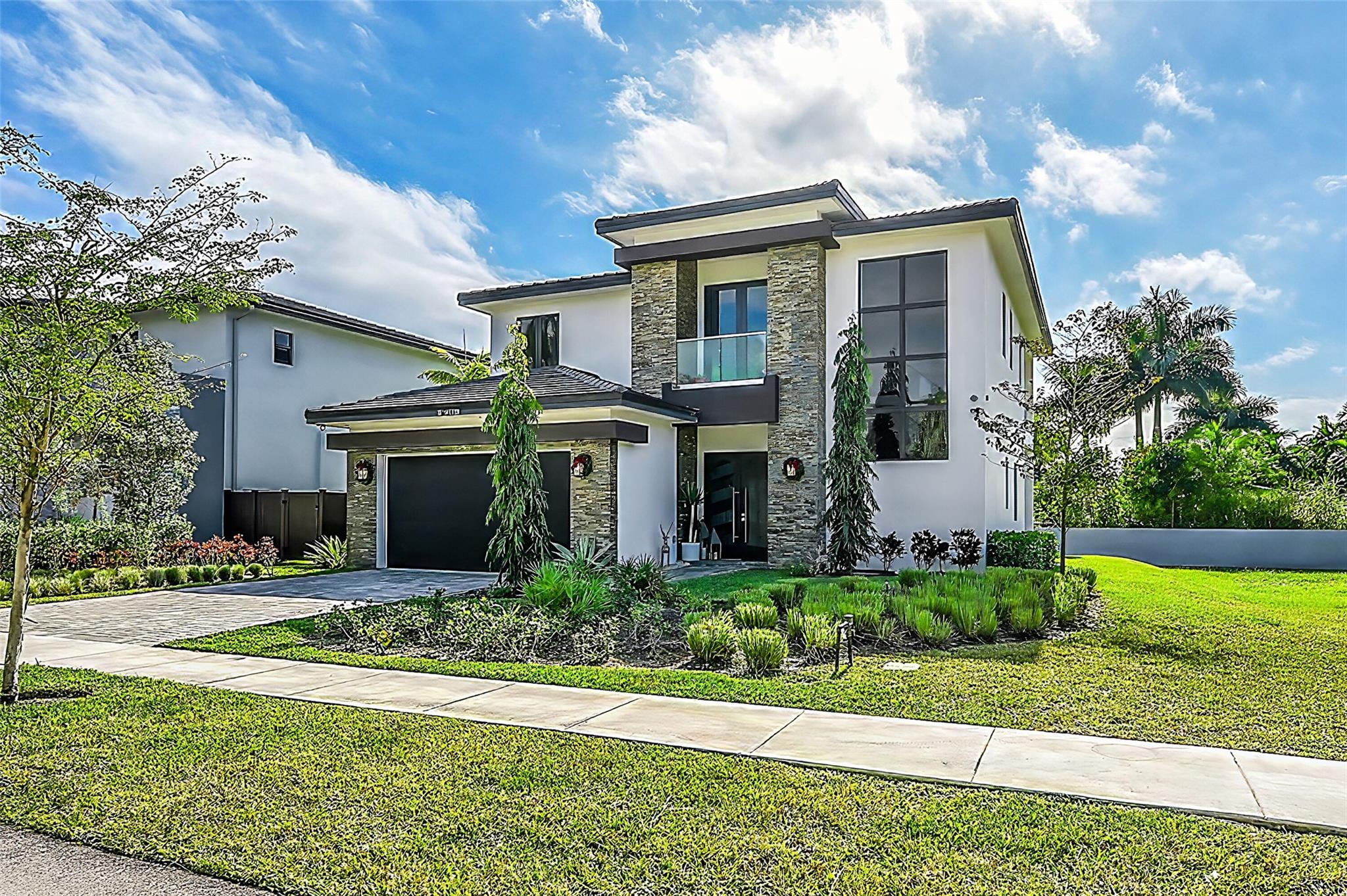 12300 Rhino Oaks Dr