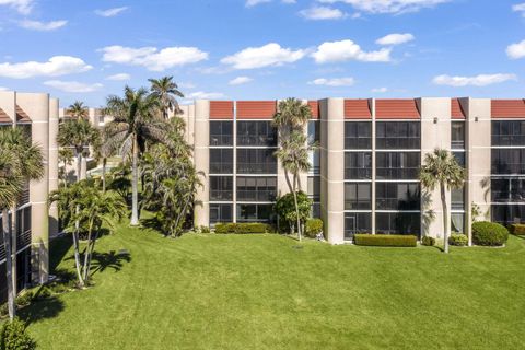 A home in Jensen Beach