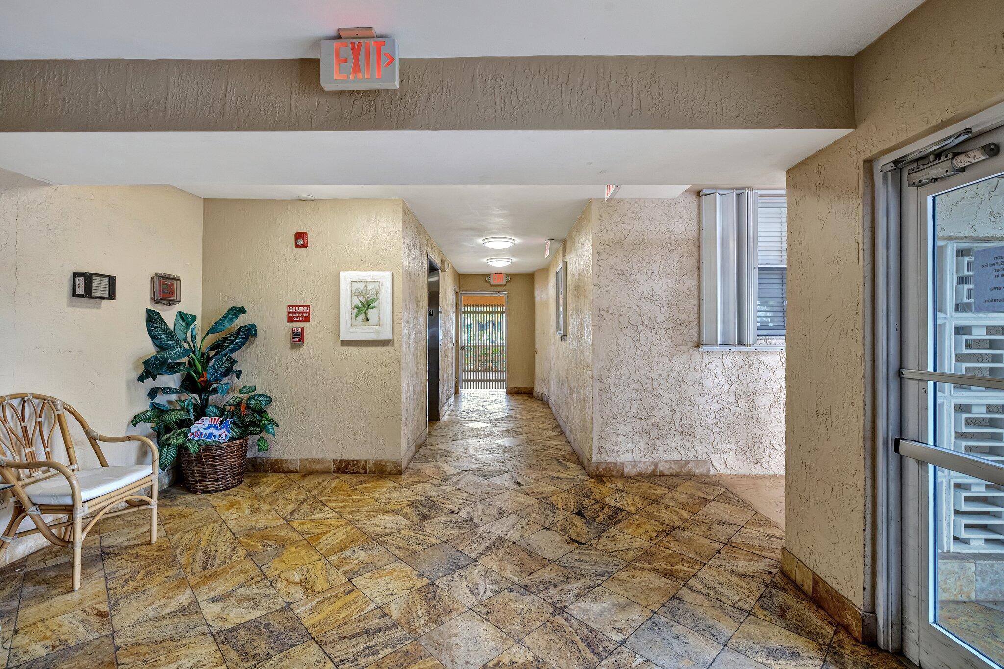 CROMWELL EAST CONDO - Residential Lease
