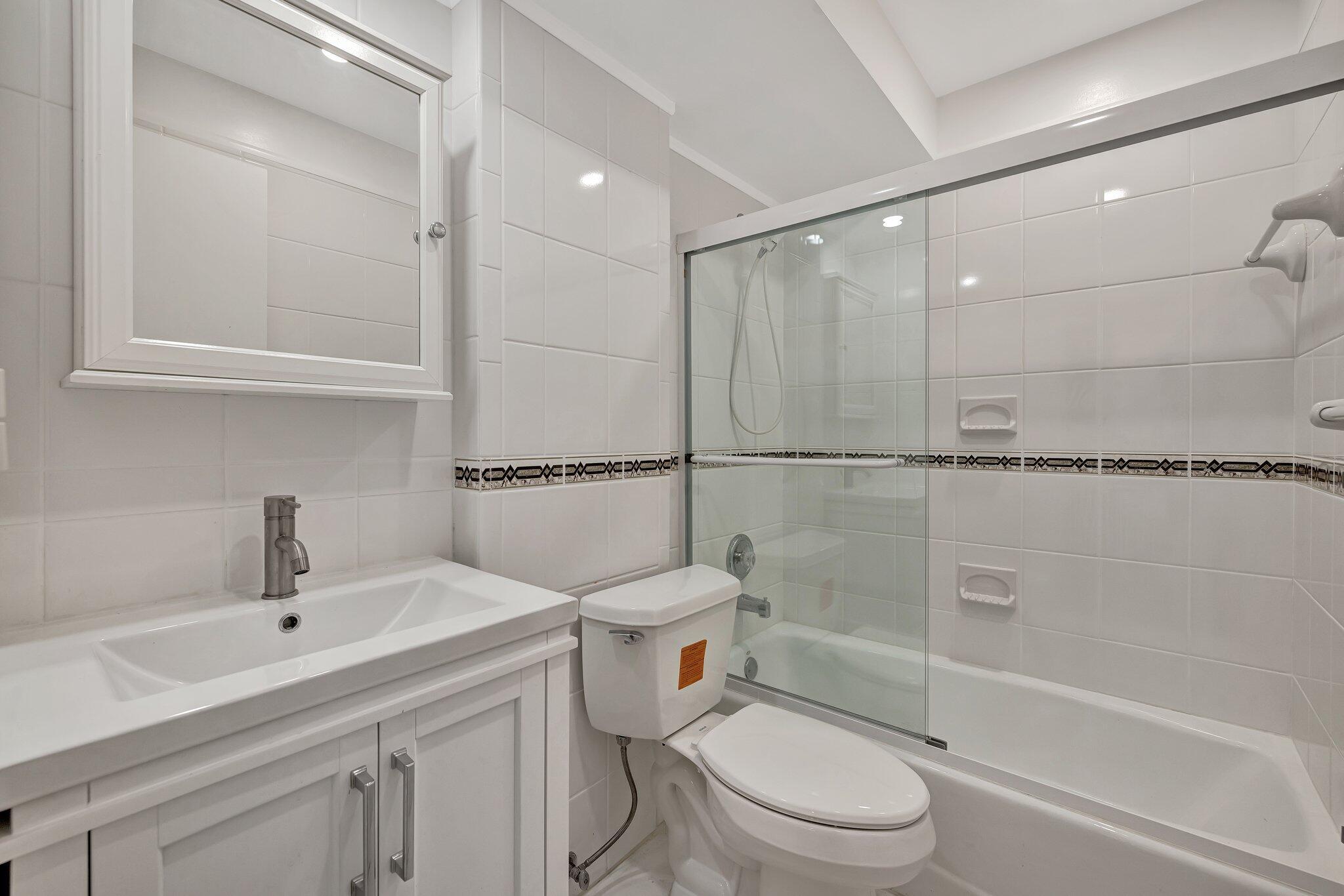 CROMWELL EAST CONDO - Residential Lease