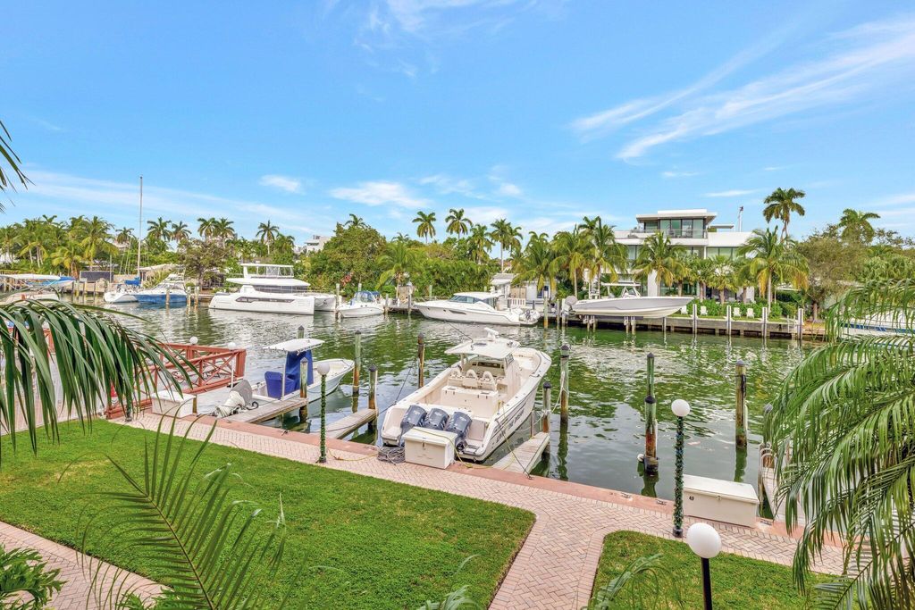 Photo of 1777 SE 15th Street #215, Fort Lauderdale, FL 33316 (MLS # B26018445)