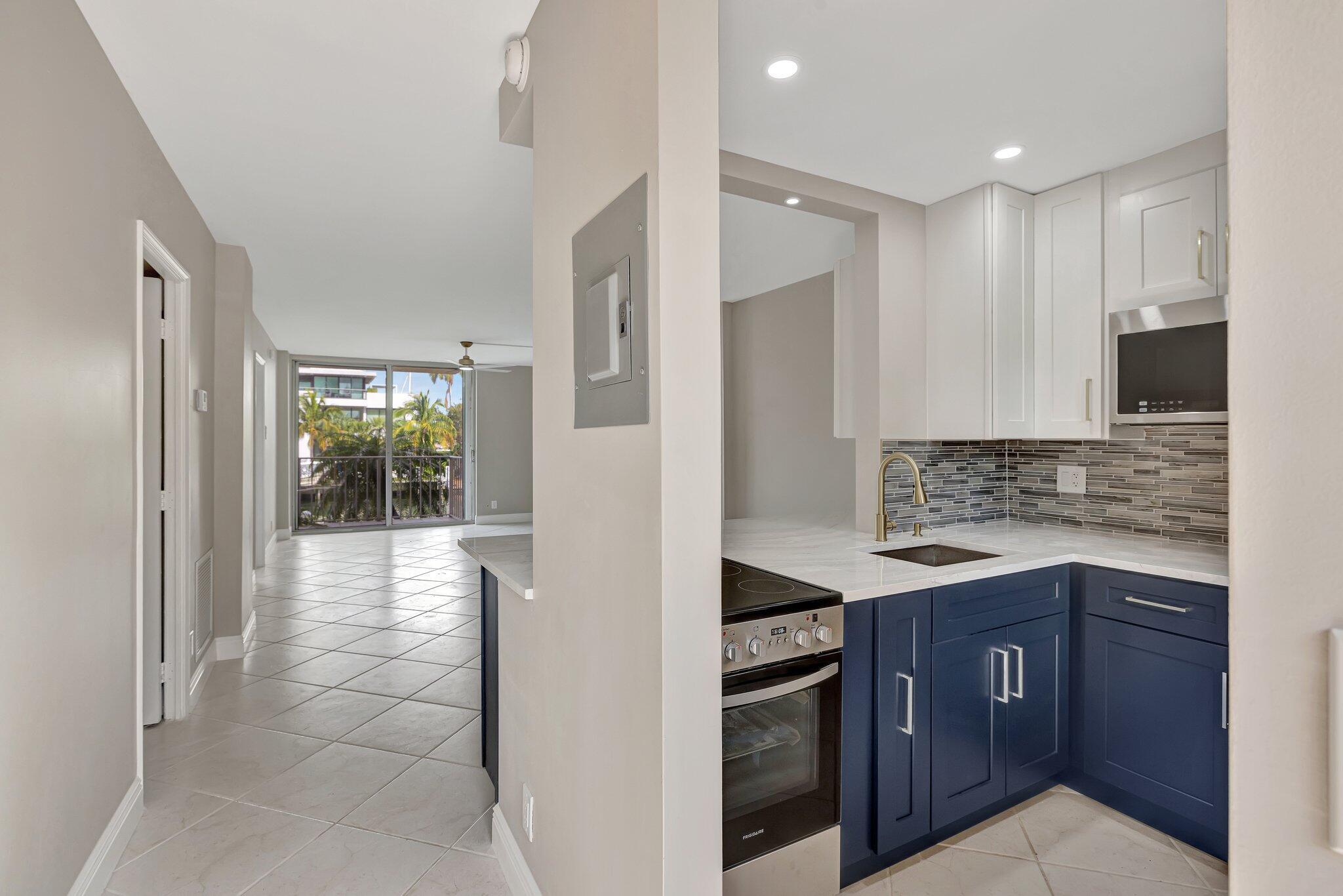 CROMWELL EAST CONDO - Residential Lease