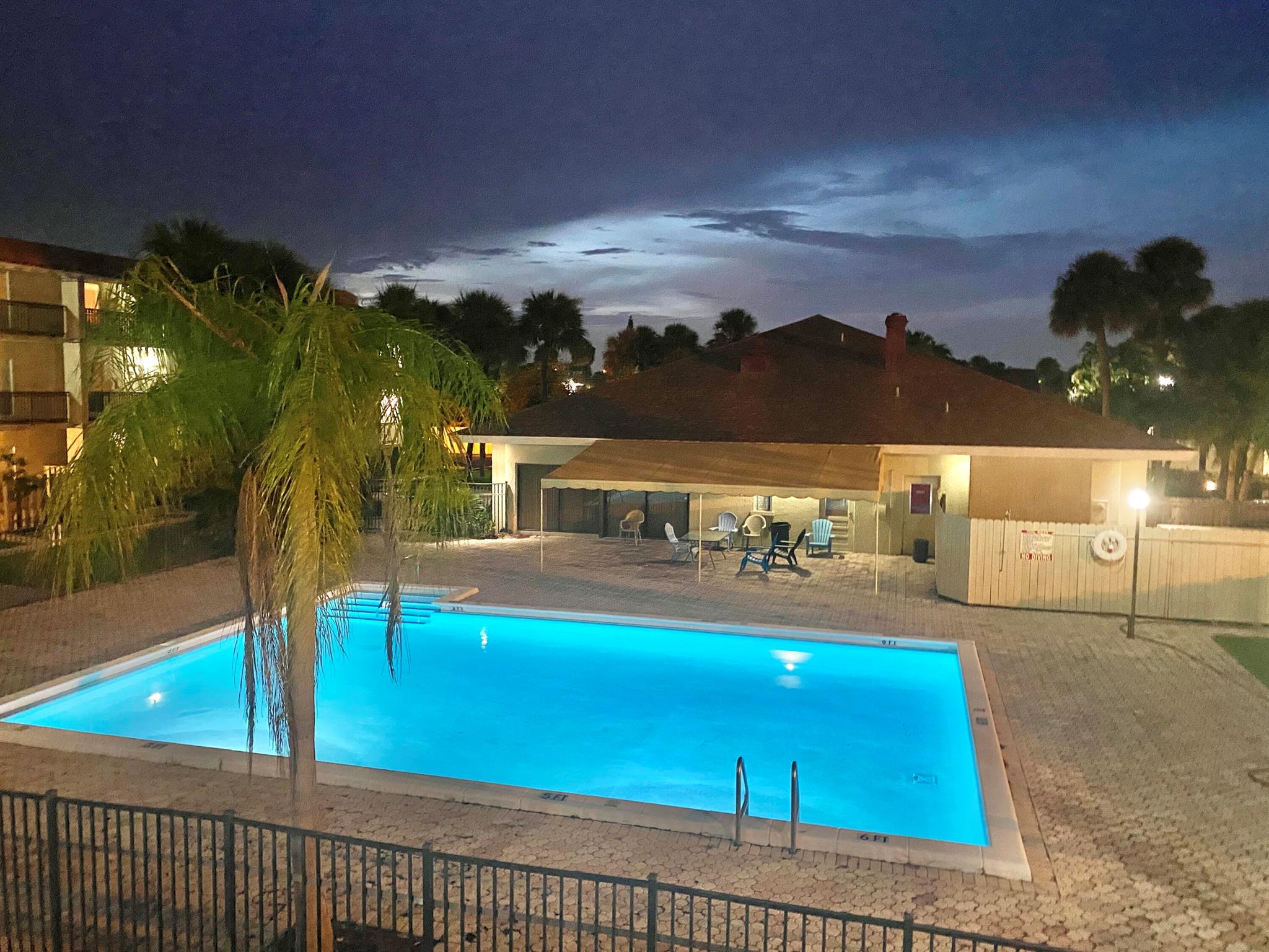 CROSS CREEK CONDO - Residential Lease