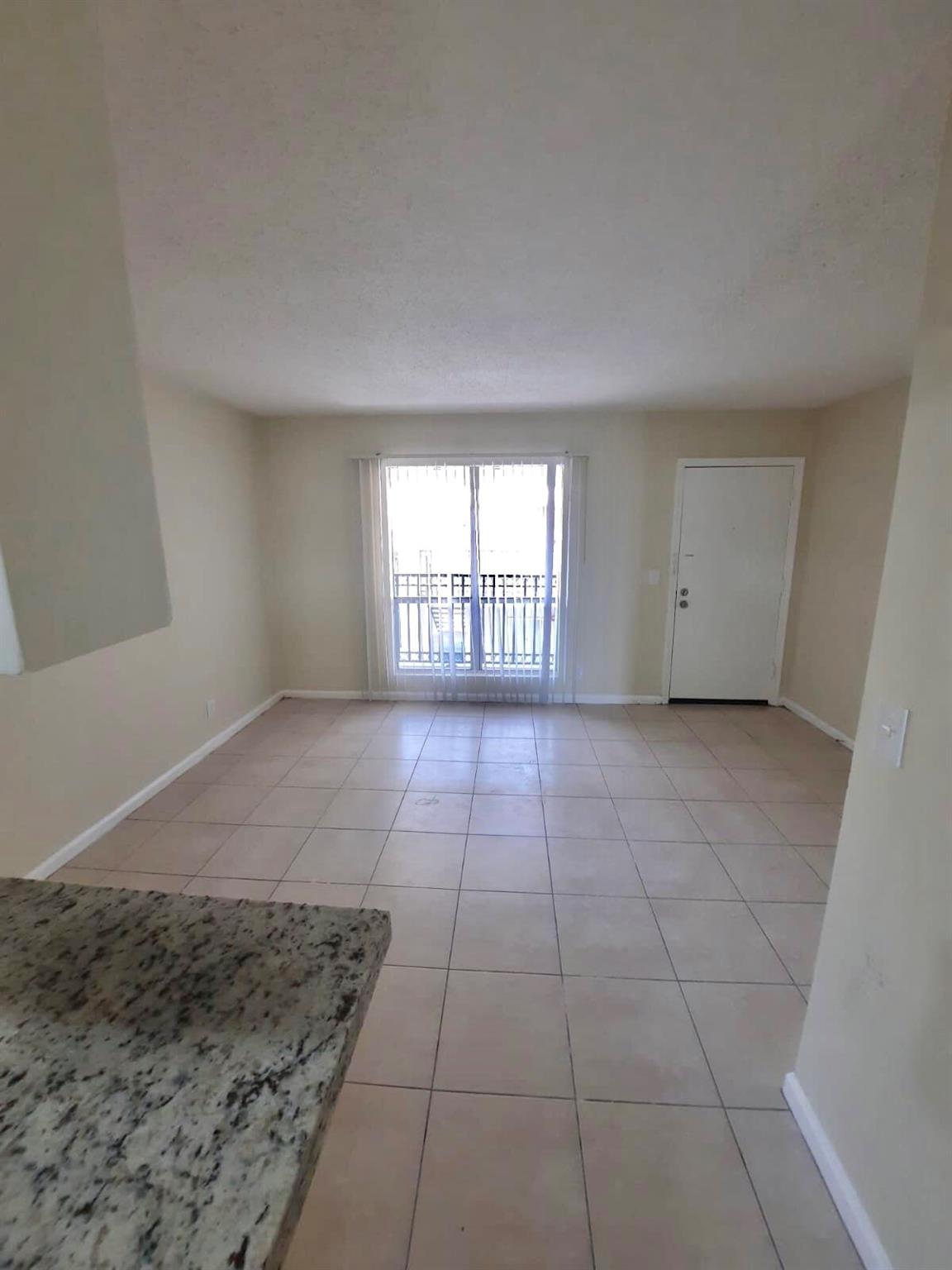 CROSS CREEK CONDO - Residential Lease