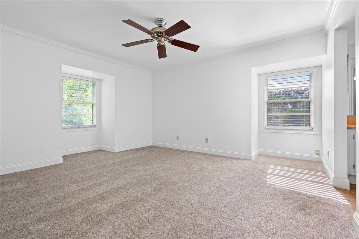 PARK SQUARE CONDO (AKA COUNTRY MEADOWS CONDO) - Residential