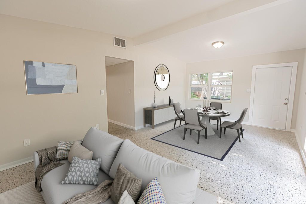 Photo of 313 S 21st Street, Fort Pierce, FL 34950 (MLS # R11100747)