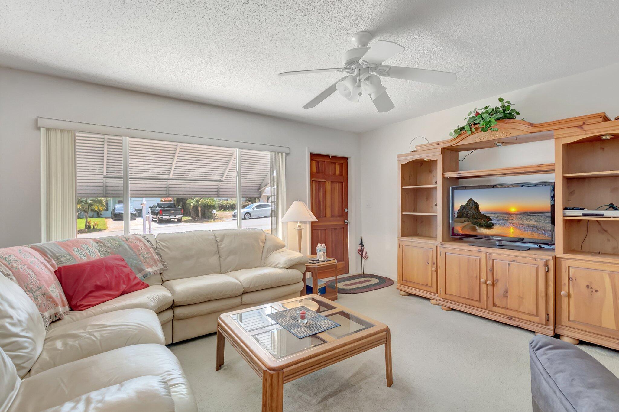 381 SW 2nd Street