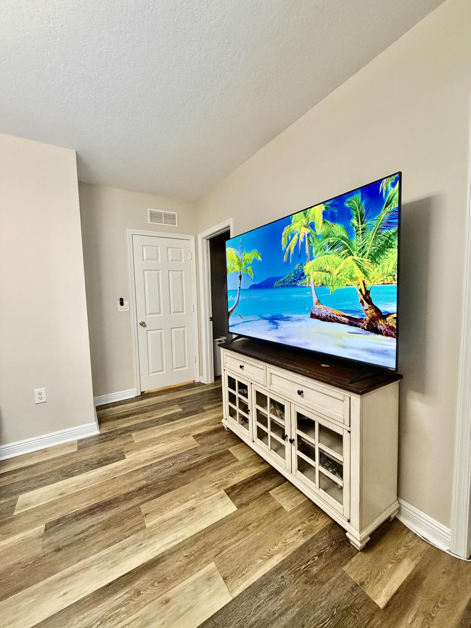 VILLA MEDICI CONDO - Residential Lease