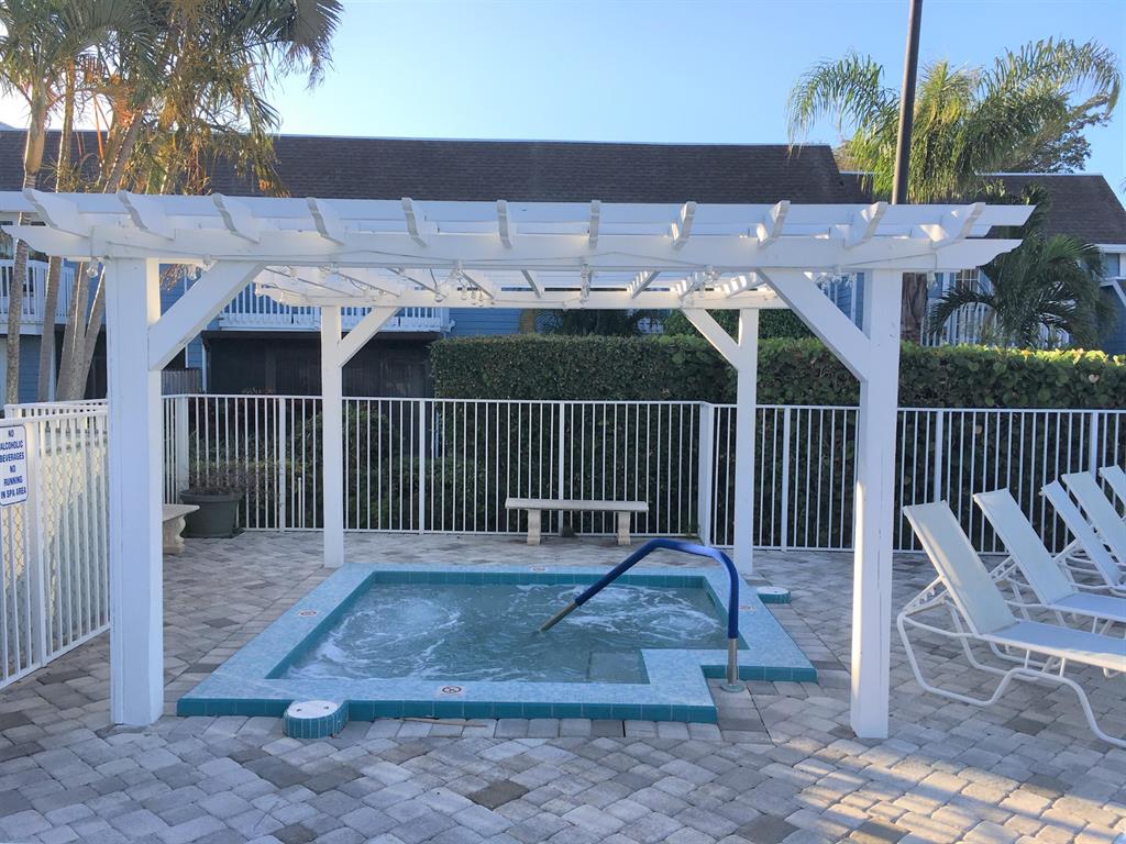 VILLAS OF OCEAN DUNES - Residential