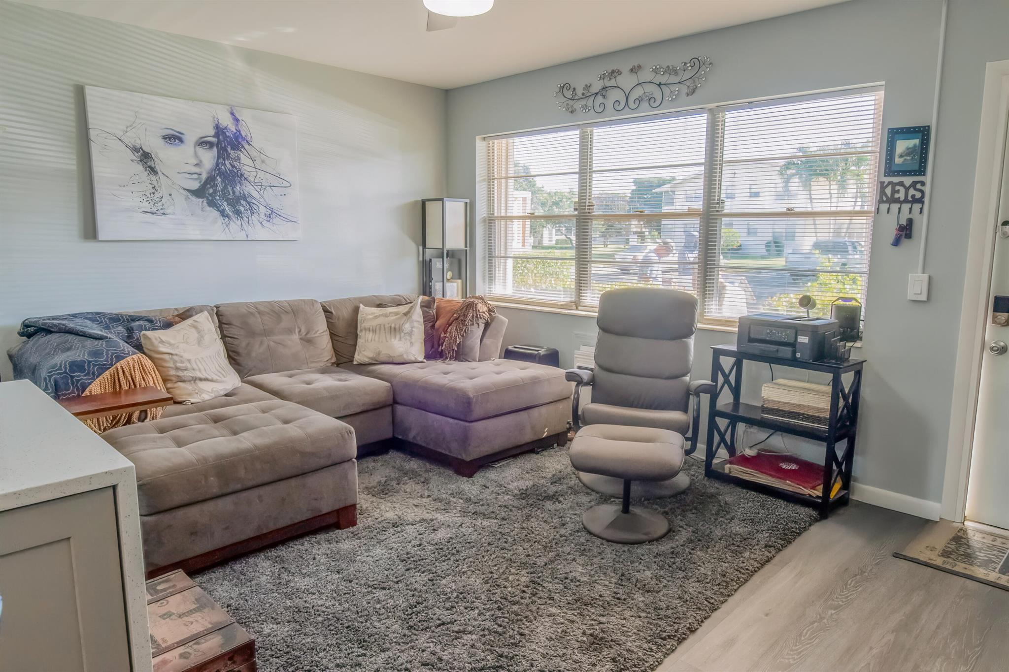 NORTHAMPTON CONDOS - Residential Lease