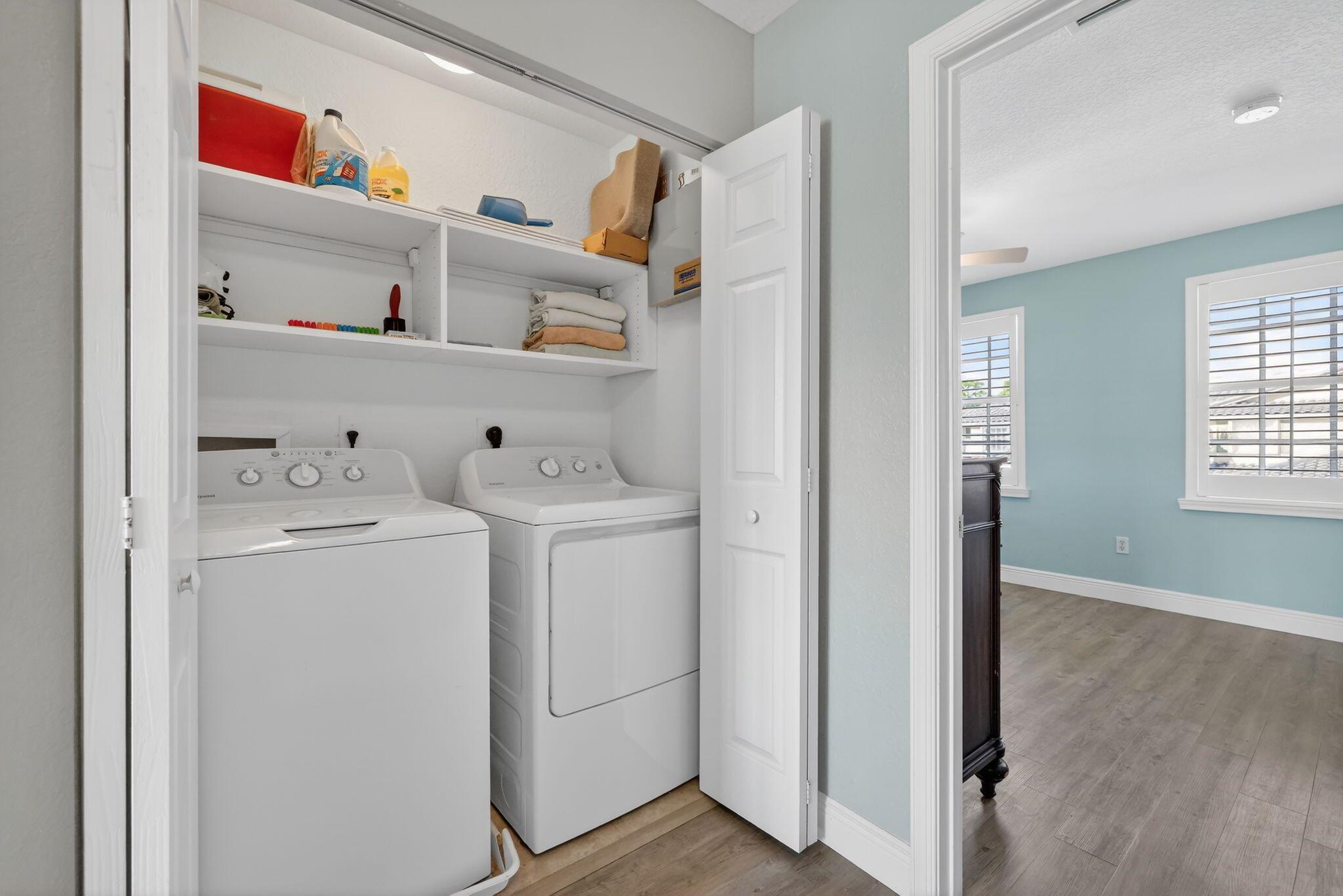 LEXINGTON LAKES - Residential