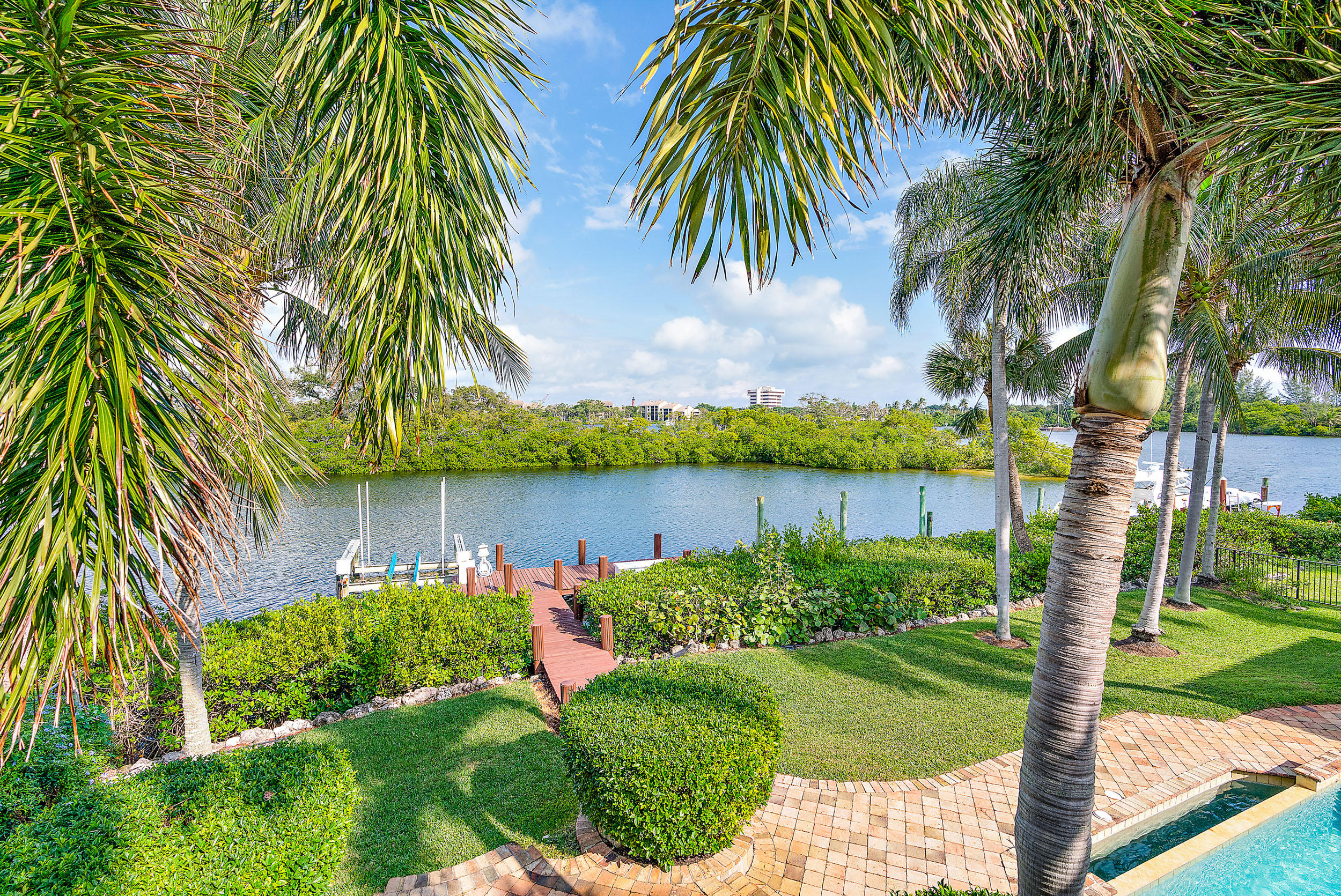 Sawfish Bay Colony - Residential
