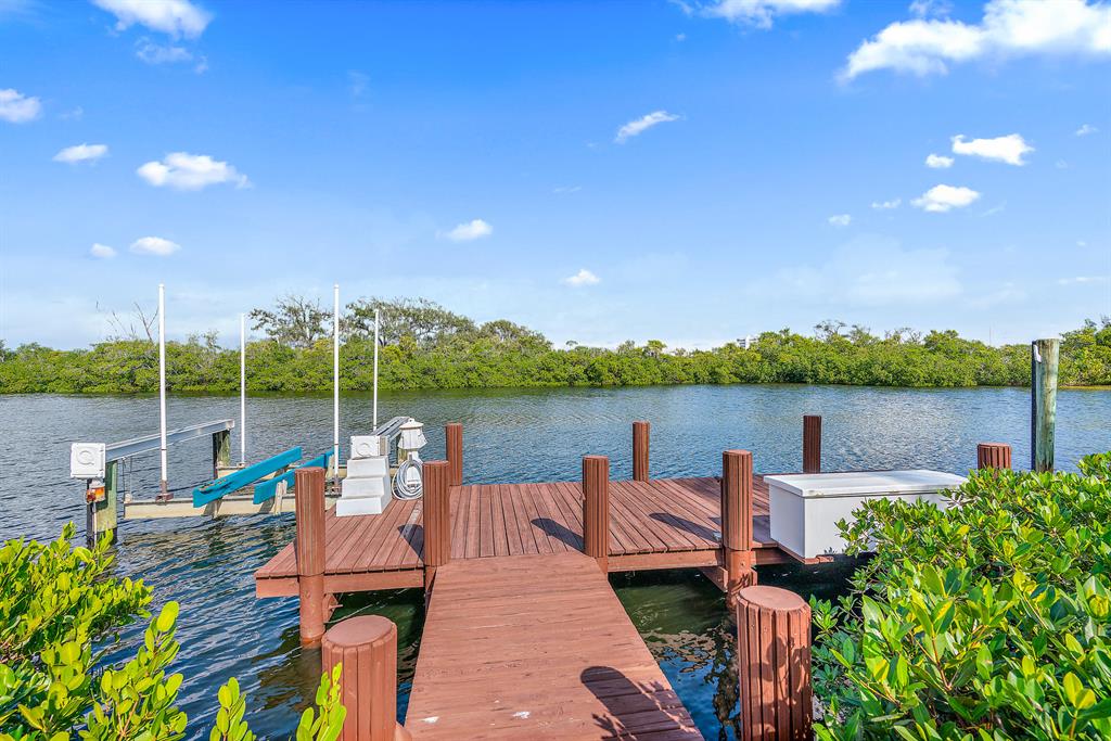 Sawfish Bay Colony - Residential