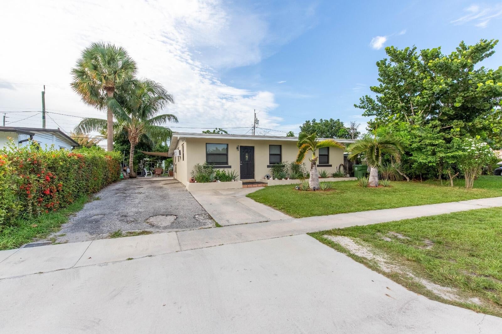 172 JAMAICA Drive