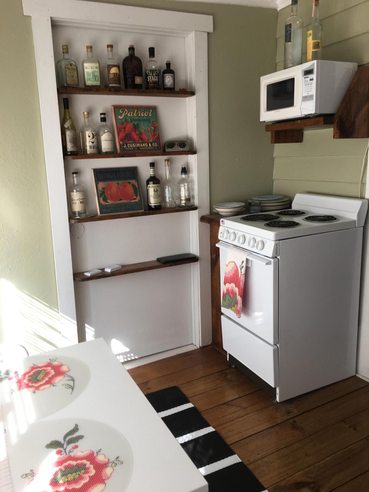 CARLBERG COURT ADD 1 - Residential Income