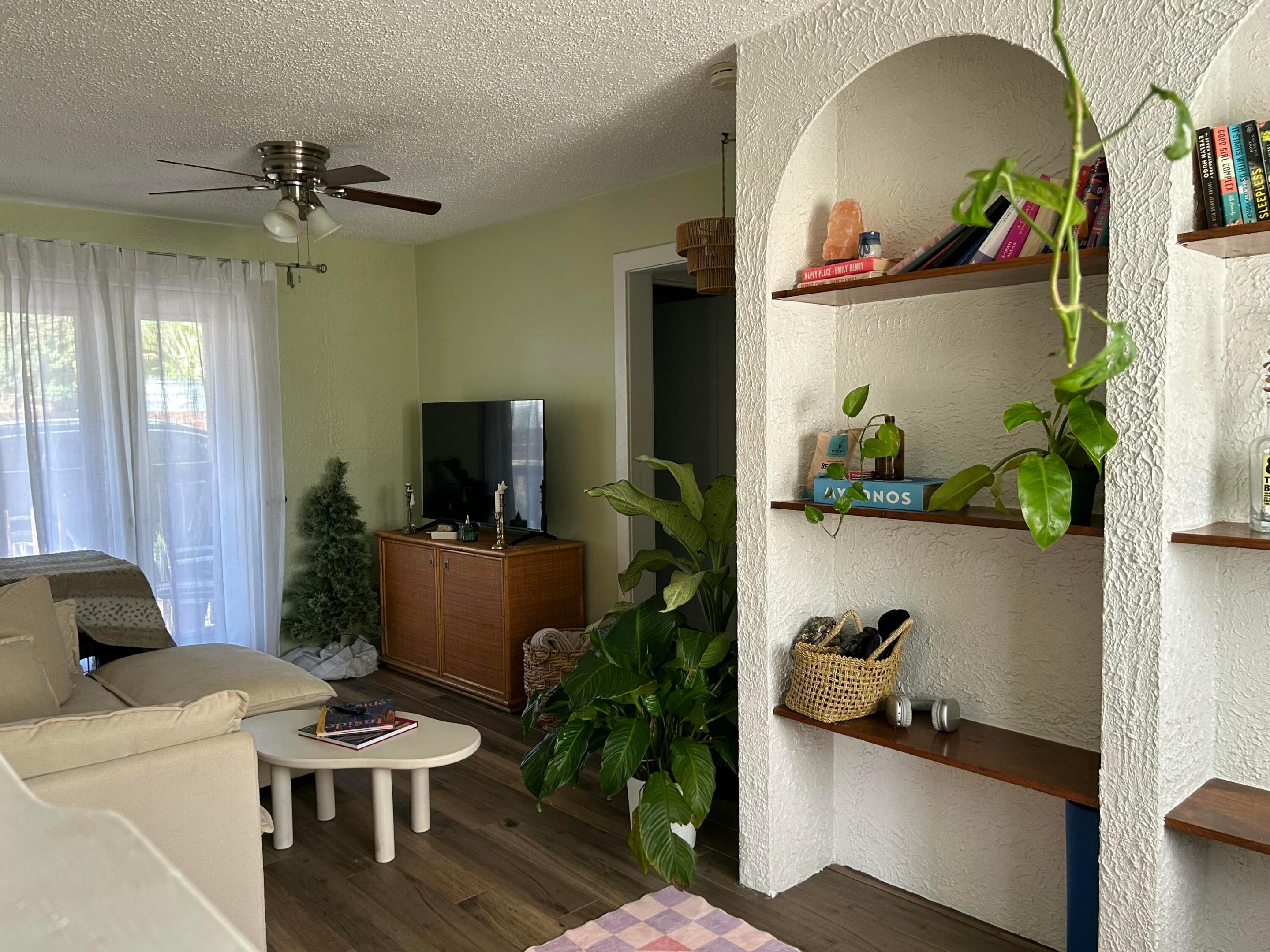 CARLBERG COURT ADD 1 - Residential Income