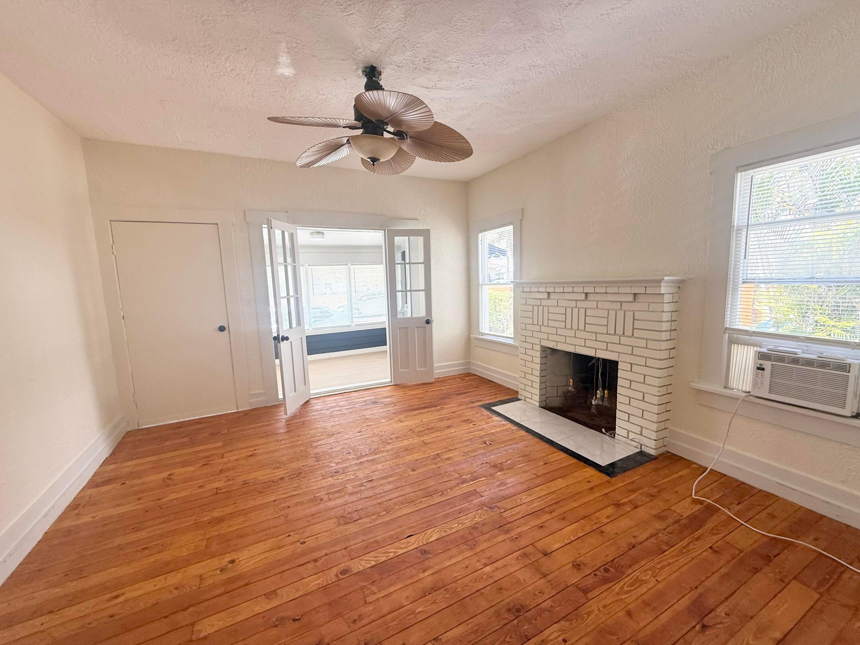 CARLBERG COURT ADD 1 - Residential Income