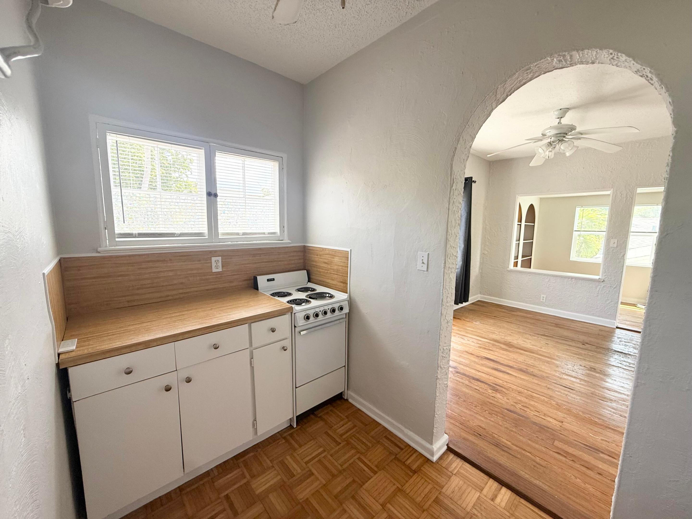 CARLBERG COURT ADD 1 - Residential Income