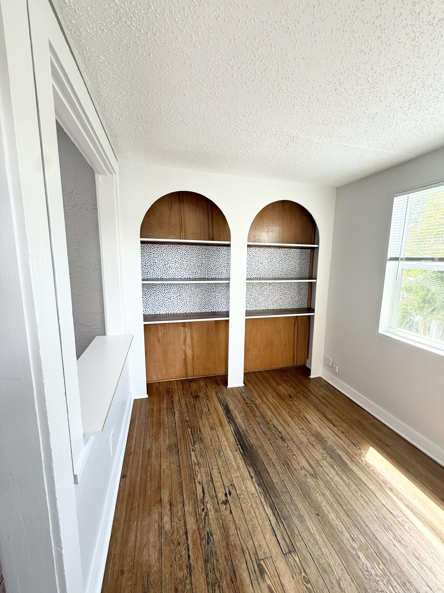 CARLBERG COURT ADD 1 - Residential Income