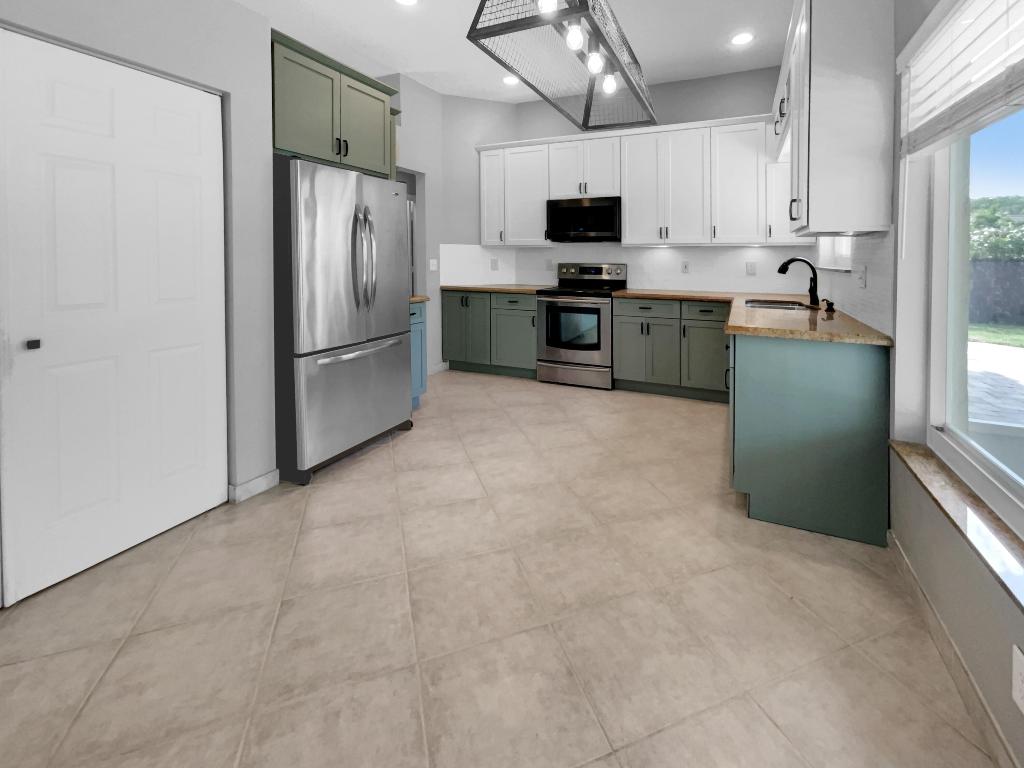 WINSTON PARK - Residential