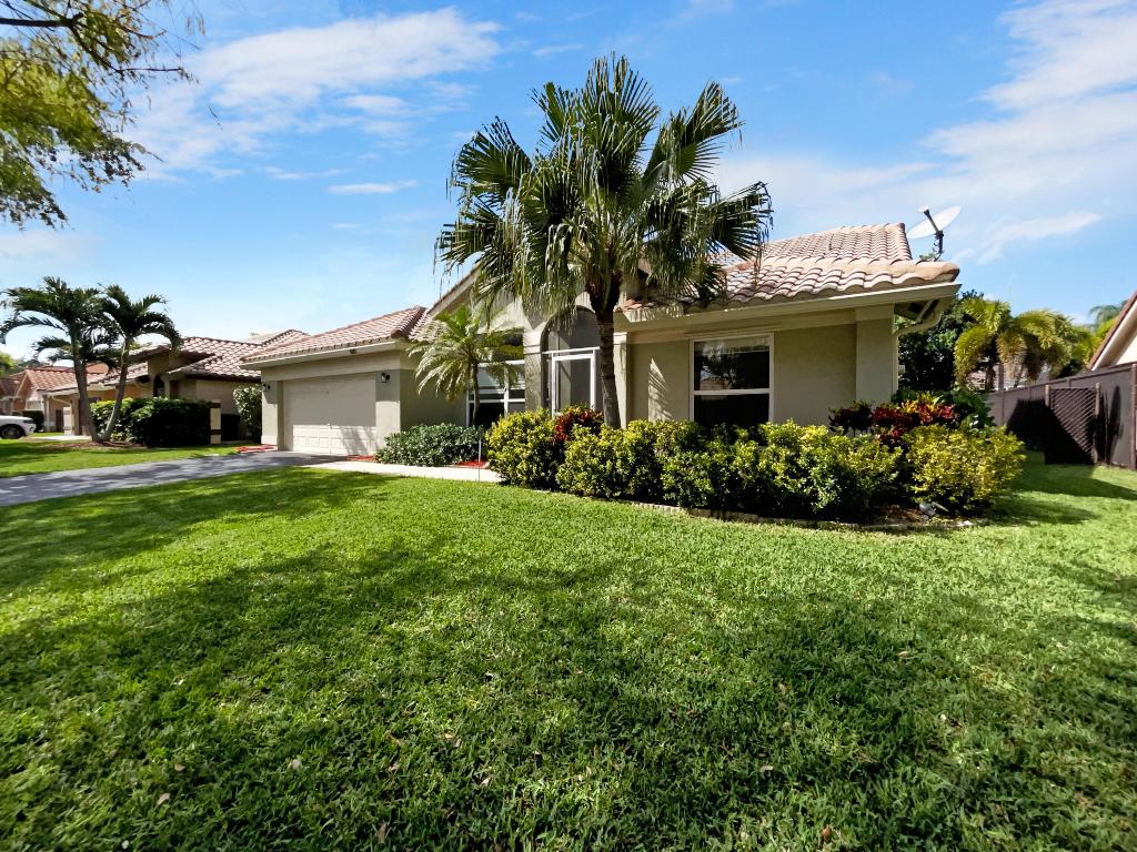 WINSTON PARK - Residential