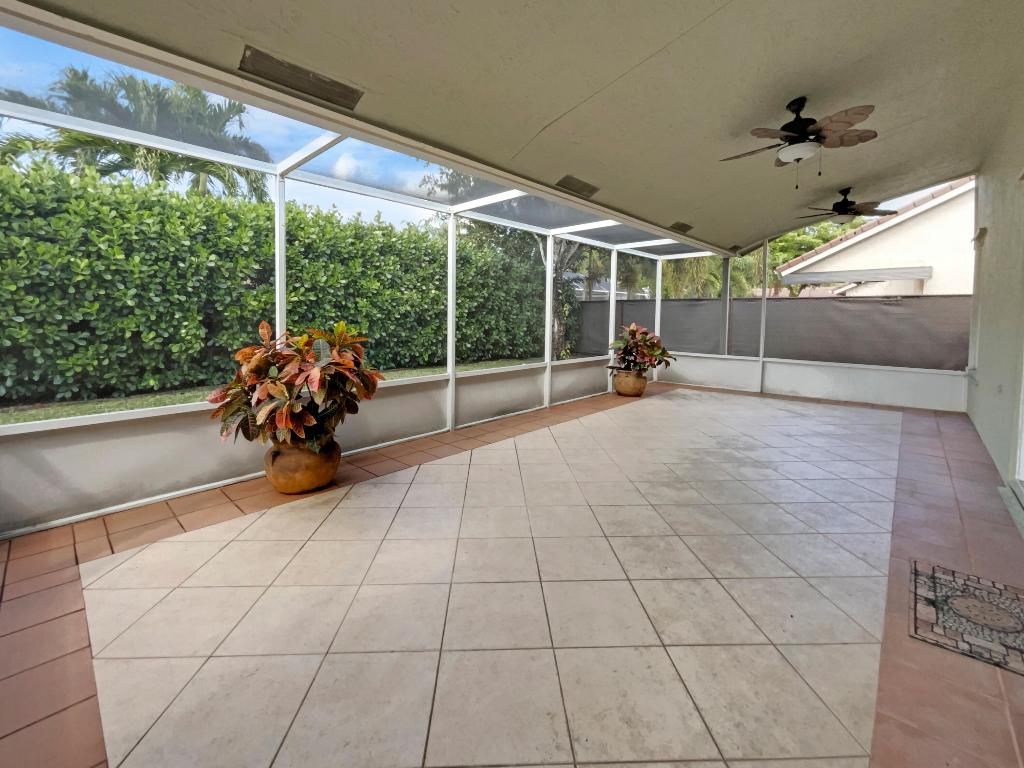 WINSTON PARK - Residential