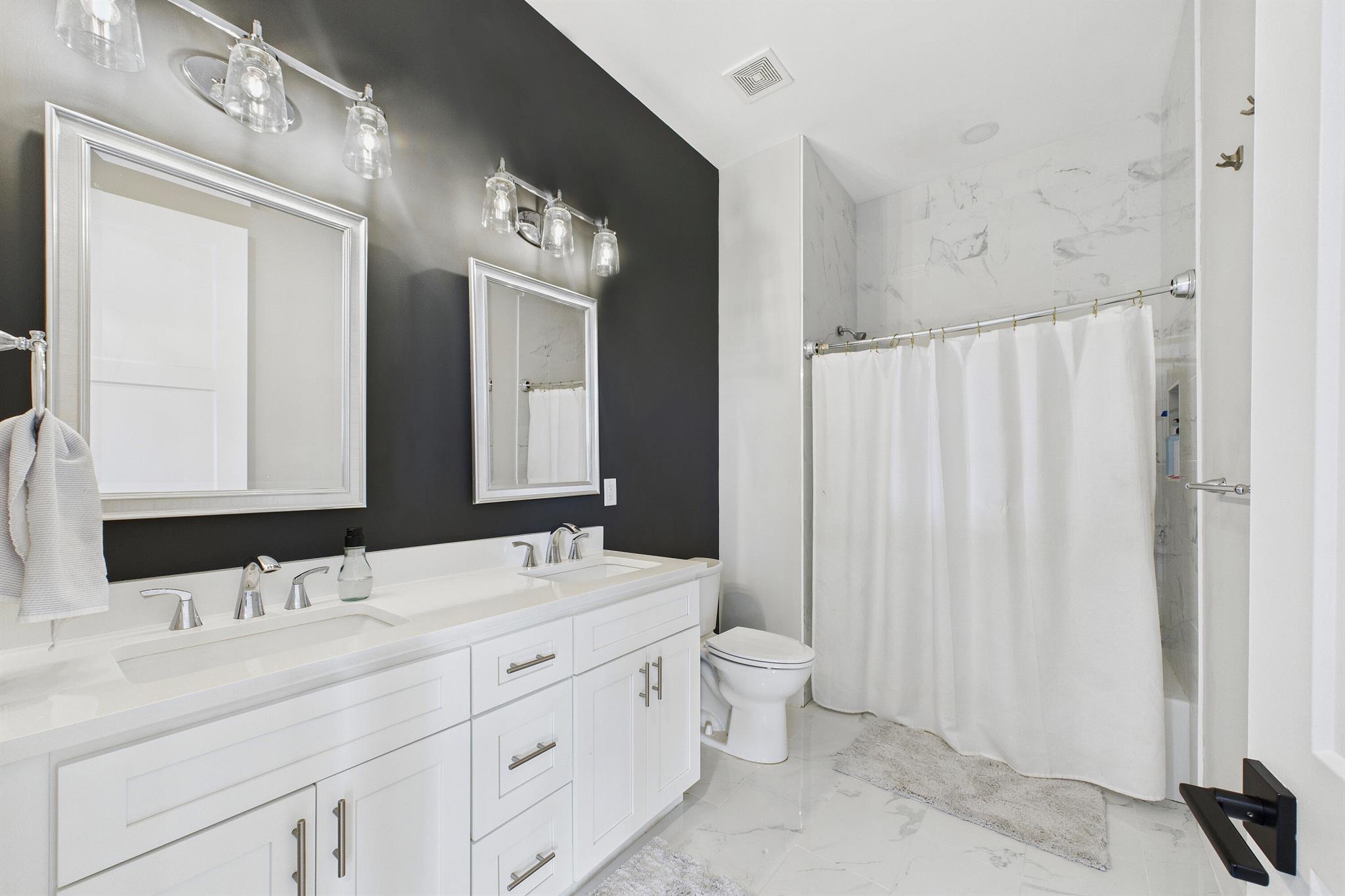 RIO VILLA UNIT III - Residential