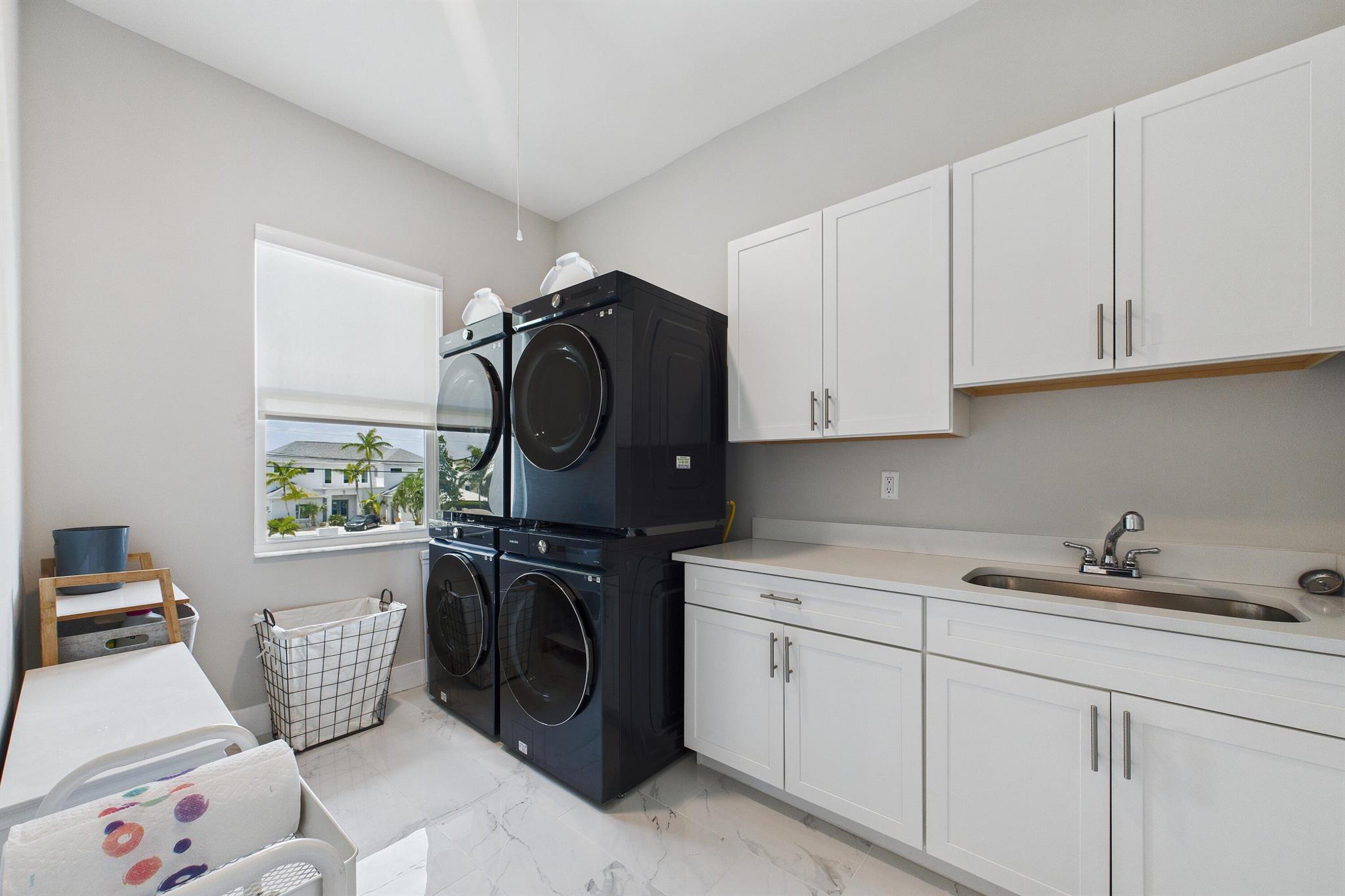 RIO VILLA UNIT III - Residential