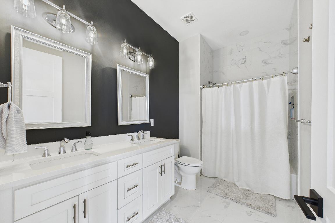 RIO VILLA UNIT III - Residential